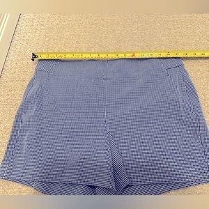 026- Banana Republic shorts sz 10